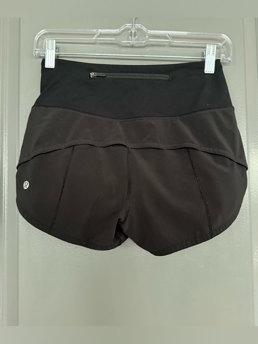 Women’s Lululemon High Rise Black Speed Up Shorts Size 2